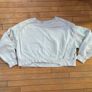 EUC Light mint green Sweatshirt with Subtle Sparkle